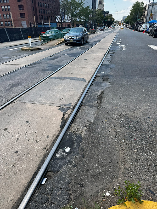 Girard Ave. and 4th - east bound lanes